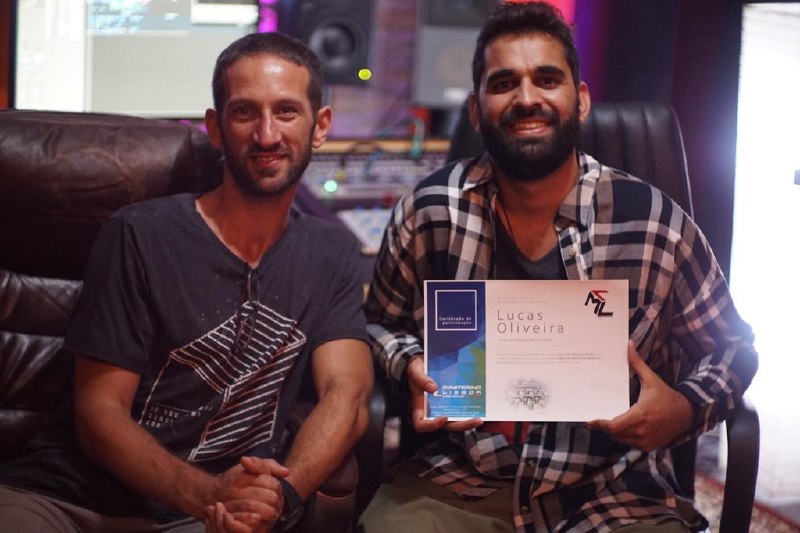 Entrega de diploma do curso da Mastering Lisboa
